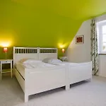 Holiday home Haus Herr Krug Walkendorf